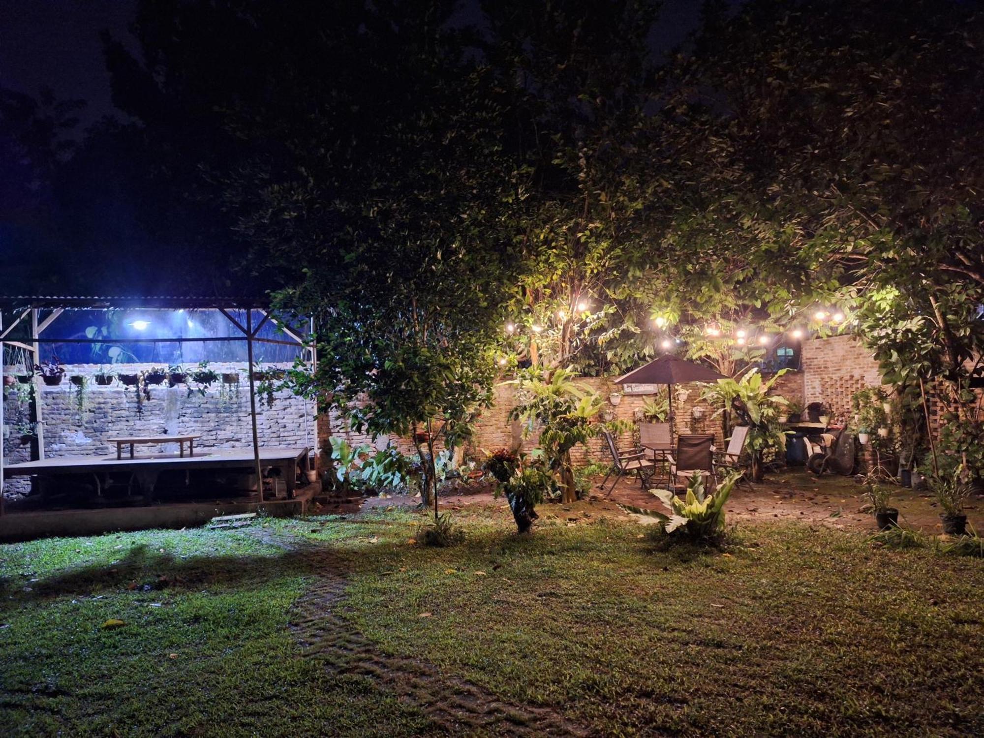Bua Guest House Μεντάν Εξωτερικό φωτογραφία